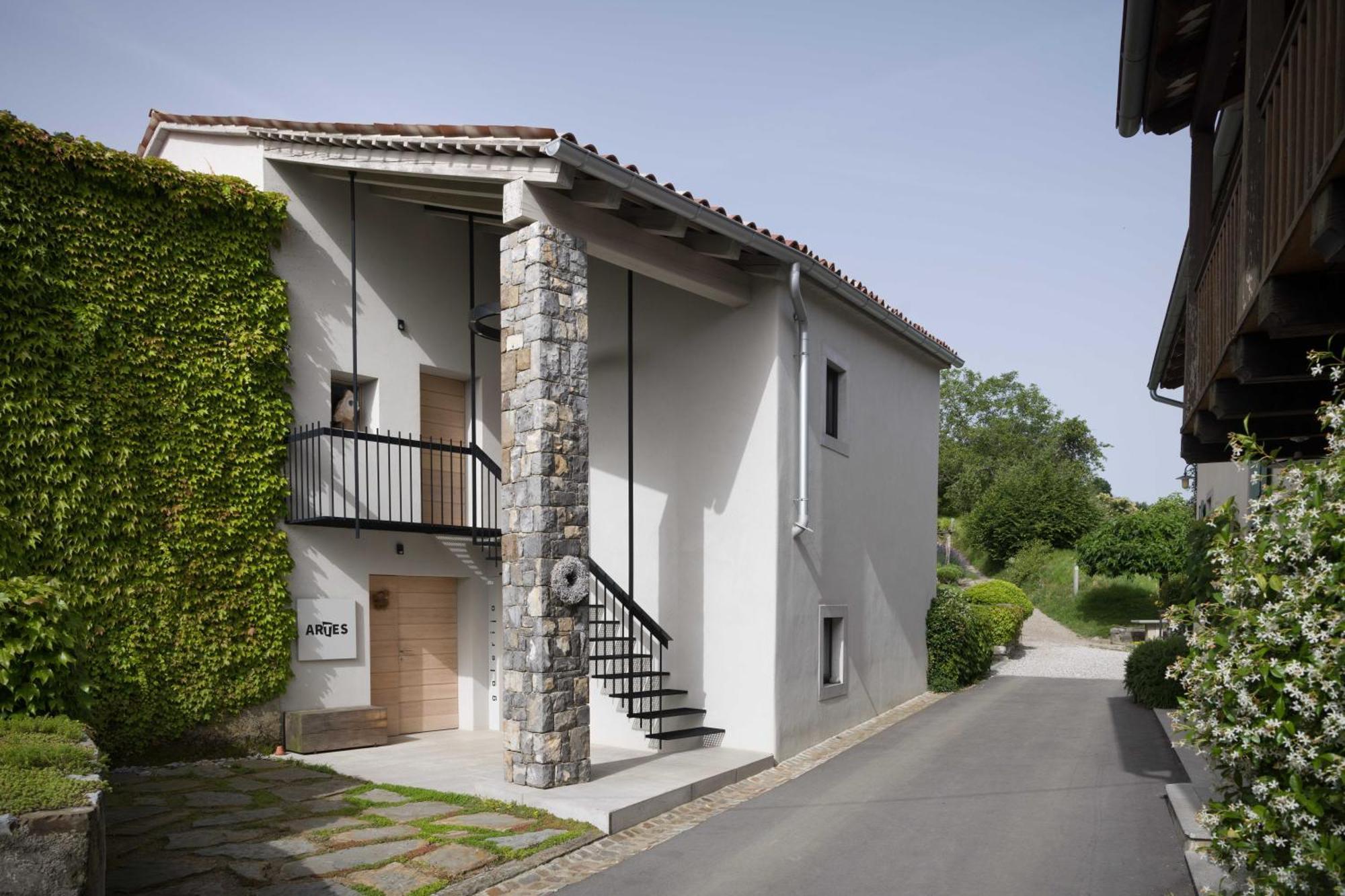 Villa House Artes Branik Exterior foto